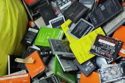 武清黄庄电池片回收回收,高价铅酸蓄电池回收